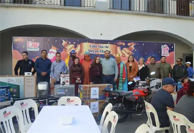 Celebra Ayuntamiento de San Ignacio, Sinaloa, a sus trabajadores, por el D&iacute;a de Reyes