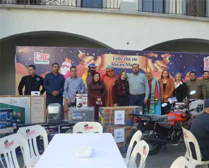 Celebra Ayuntamiento de San Ignacio, Sinaloa, a sus trabajadores, por el D&iacute;a de Reyes