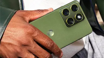 El Motorola Moto X70 Air Pro promete ser uno de los celulares más delgados y potentes de la gama alta