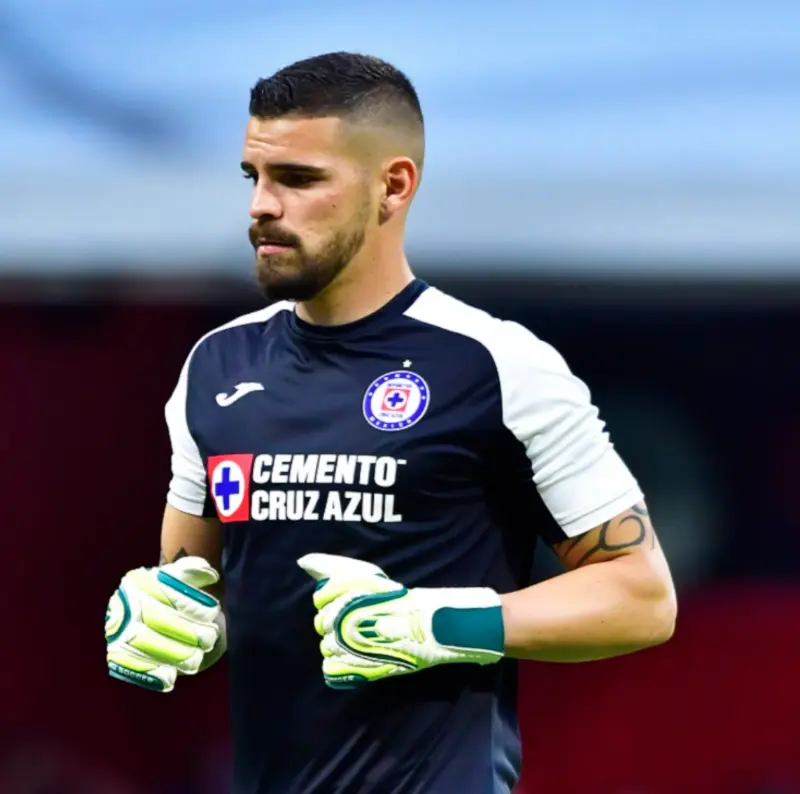 Andrés Gudiño, jugador de futbol del Cruz Azul. Foto: cortesía.