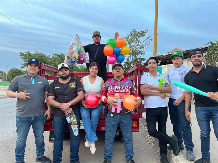 Jóvenes que inspiran: Culichi Power y aliados recorrieron colonias llevando ilusión y esperanza el Día de Reyes. Foto: Juan Madrigal