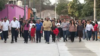 Alcalde de San Ignacio entrega pavimentación hidráulica con servicios renovados en la cabecera municipal