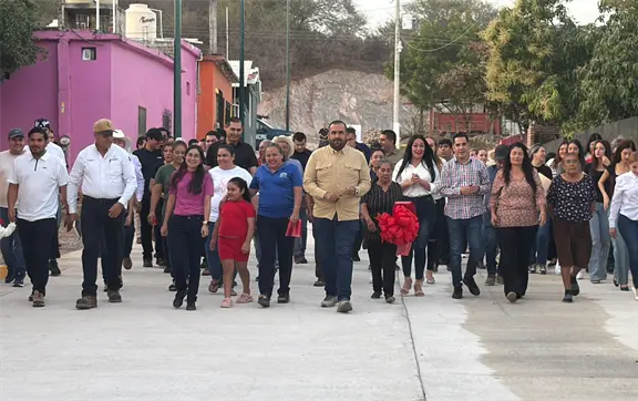 Alcalde de San Ignacio entrega pavimentaci&oacute;n hidr&aacute;ulica con servicios renovados en la cabecera municipal