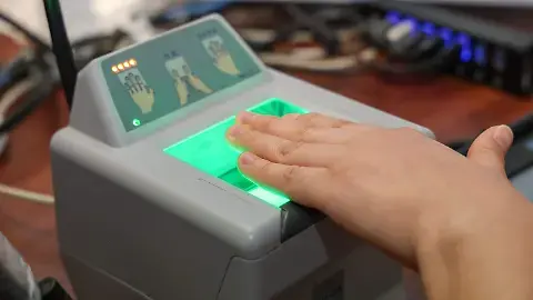 Realiza el registro en el sistema de citas de la Renapo. Foto: Cortesía.