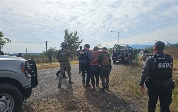 As&iacute; actuaron Marina y SSPC para rescatar a una v&iacute;ctima de secuestro en Mazatl&aacute;n