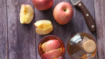Científicos aclaran qué tan efectivo es el vinagre de manzana para adelgazar y qué riesgos tiene su consumo diario