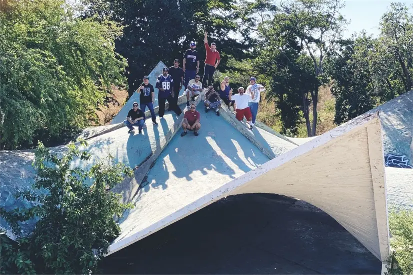 Tras casi 20 años de abandono, el Salón La Estrella reabrió luego de ser limpiado y avalado por Protección Civil, confirmando que la estructura diseñada por Félix Candela en 1965 es segura para el público. (Cortesía)