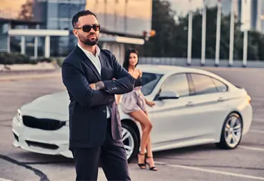 &iquest;Cu&aacute;nto debes ganar para ser de clase alta en M&eacute;xico en 2026?