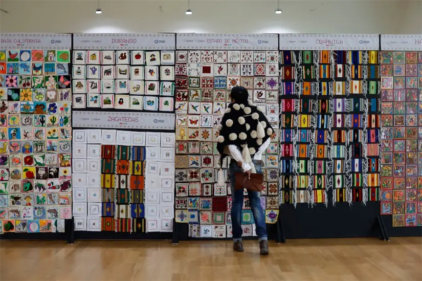 Exposición de bordados y tejidos más grande del mundo