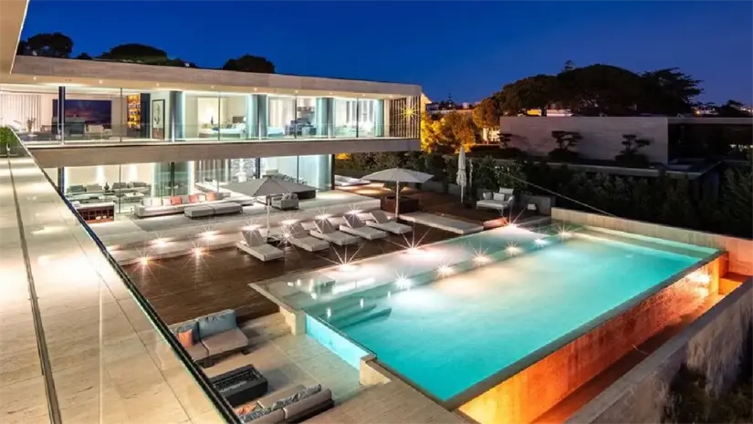 Esta mansión está valorada entre 25 y 35 millones de euros. Foto: Cortesía