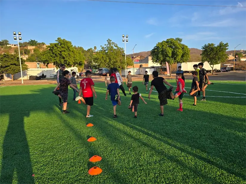 IMDEC pone en marcha programa deportivo gratuito para impulsar el futbol infantil en Culiacán