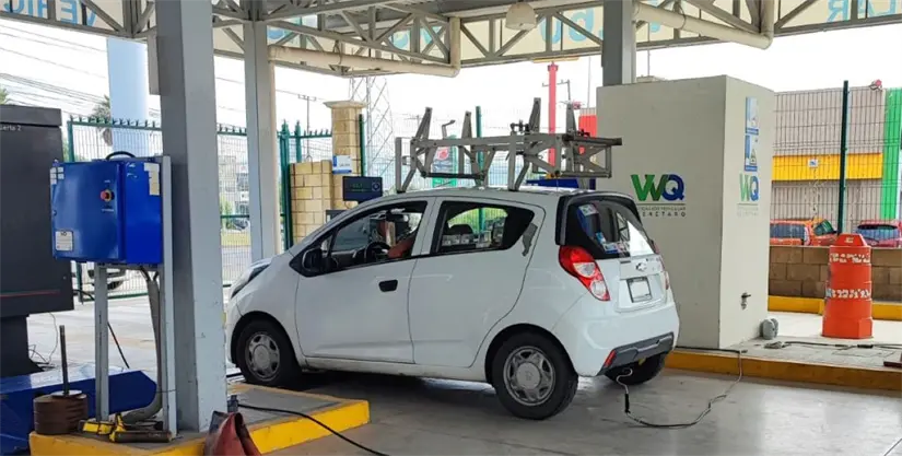 La verificación vehicular es obligatoria en Querétaro. Foto: Cortesía