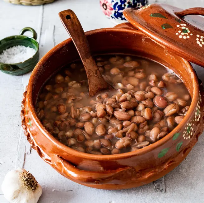 Frijoles de olla, platillo favorito de Carlos Slim. Foto: cortesía.
