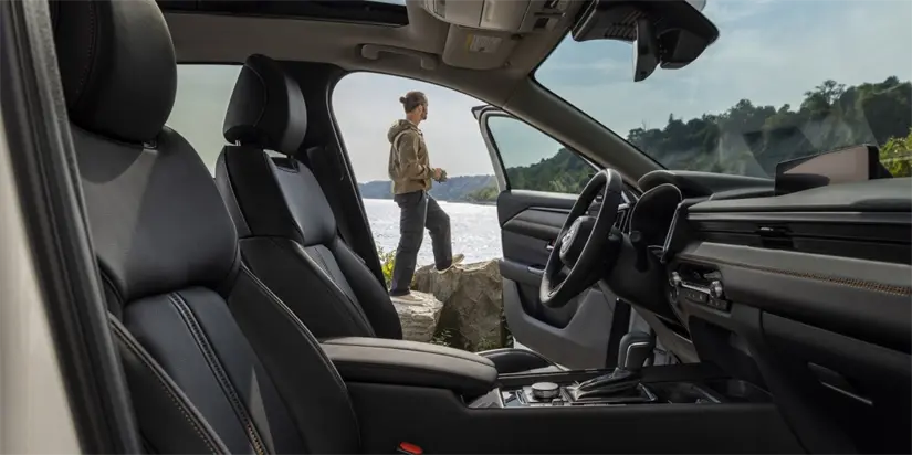 Su interior es amplio y cuenta con un diseño elegante. Foto: Mazda