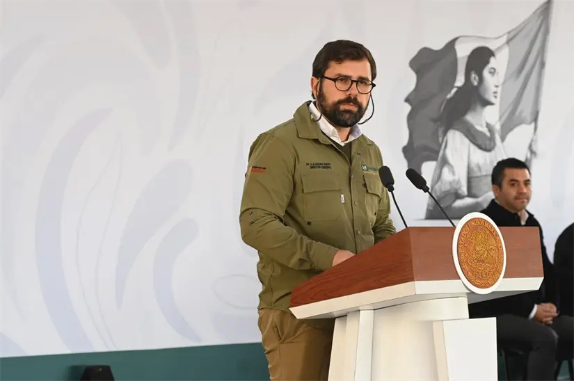 Alejandro Schwarz, director del IMSS Bienestar