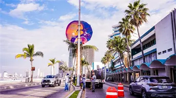 Mazatlán se viste poco a poco de Carnaval