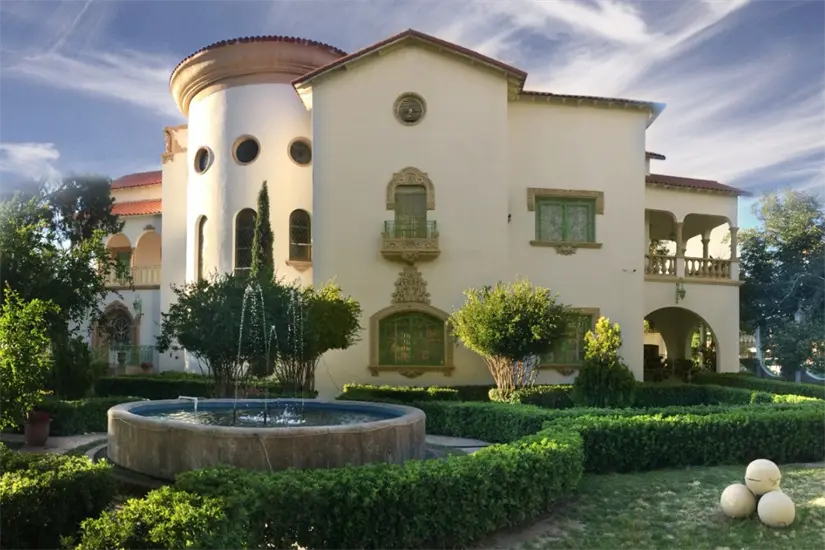 La mansión de Juan Gabriel en Ciudad Juárez hoy en día es un museo en su nombre. Foto: Especial