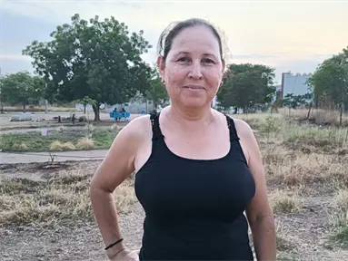 “Hay que soltar el miedo y salir”: invita Teresa Bon, quien hace comunidad con baile en Culiacán