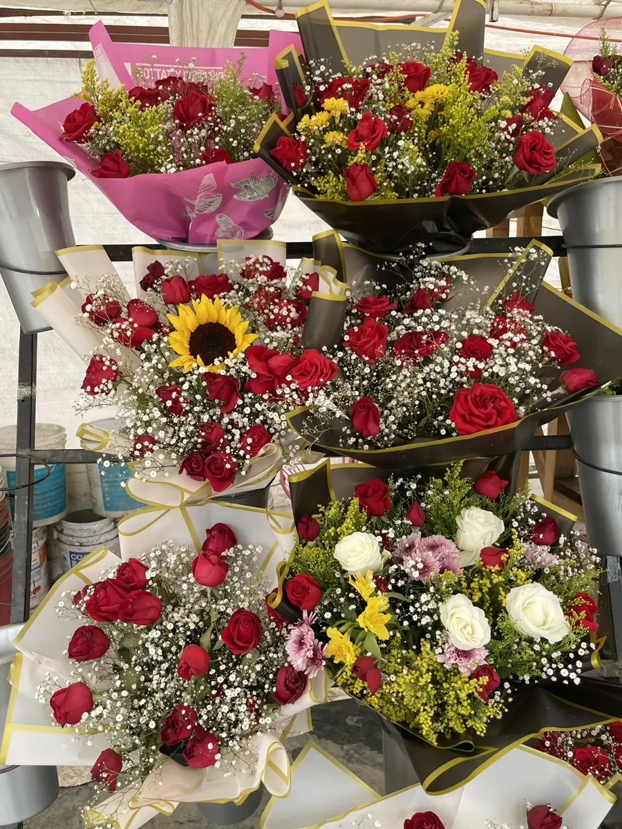 En la florería se ofrecen ramos y arreglos para toda ocasión que buscan crear una conexión y generar momentos especiales