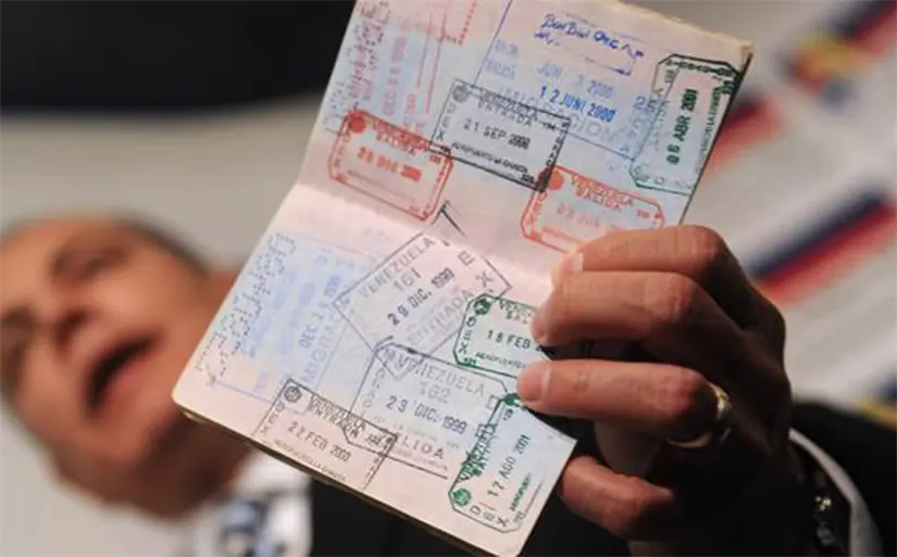 La visa láser tiene un costo de 185 dólares para quienes tengan 15 años o más. Foto: Cortesía.