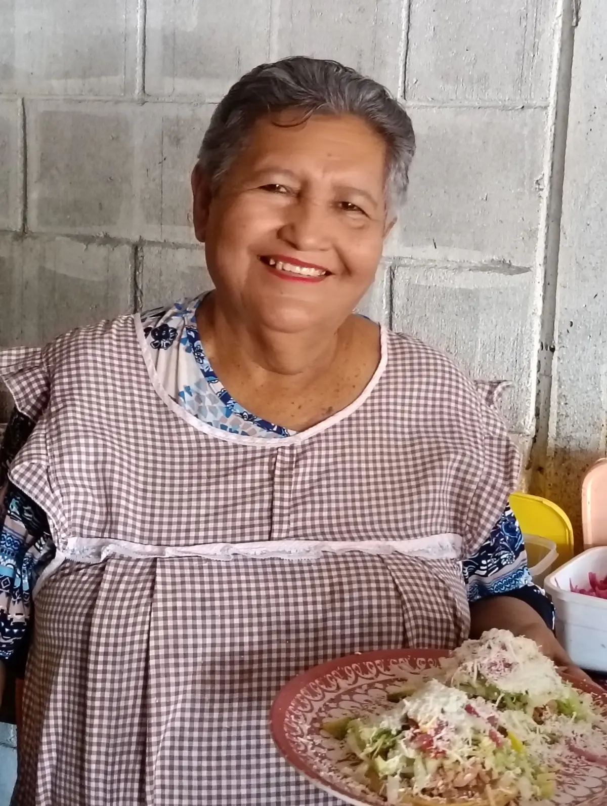 El trabajo duro le ha traído tranquilidad y sustento para su familia