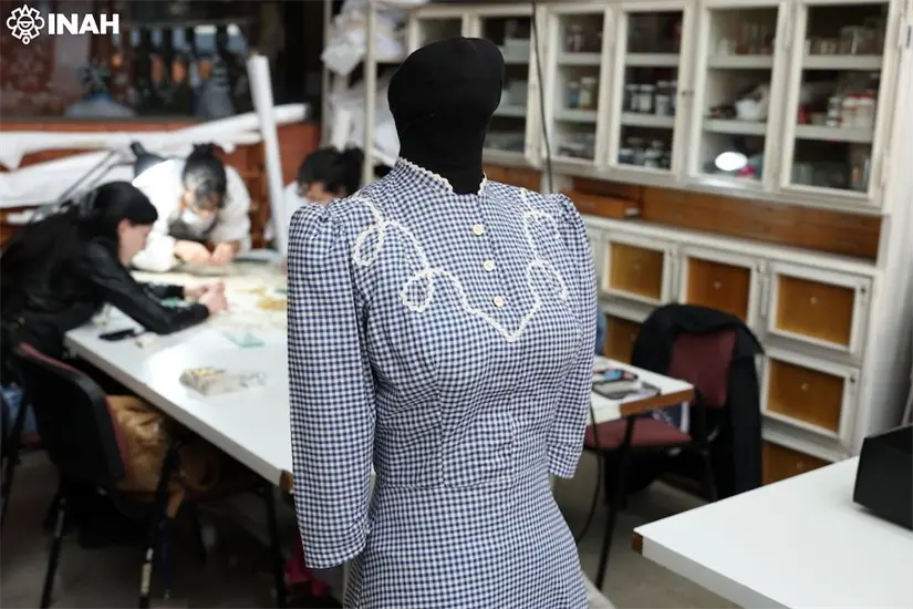 El vestido de Dolores del Río guarda una marca que el tiempo no pudo borrar