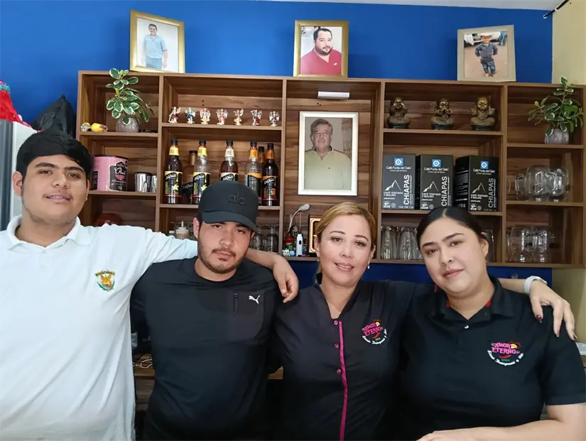 Para Erika Judith su familia es el motor que la impulsa cada día para seguir esforzándose.