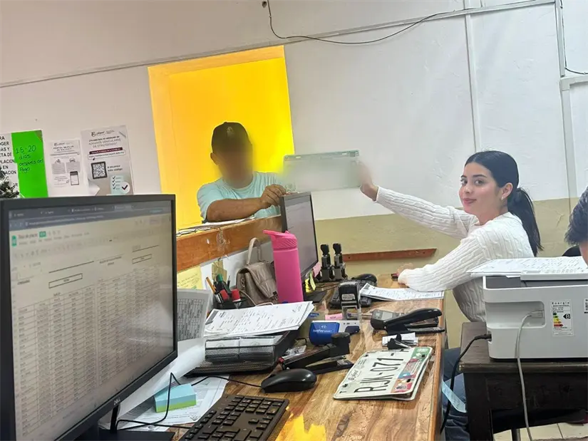 Trámite de tarjeta de circulación y placas en Nayarit en 2026. Foto: Cortesía