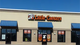 ¿Quién es dueño de Little Caesars? La pizzería que nació con una cita a ciegas
