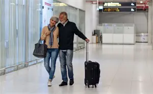 Aerolíneas que ofrecen descuentos a adultos mayores con credencial de INAPAM