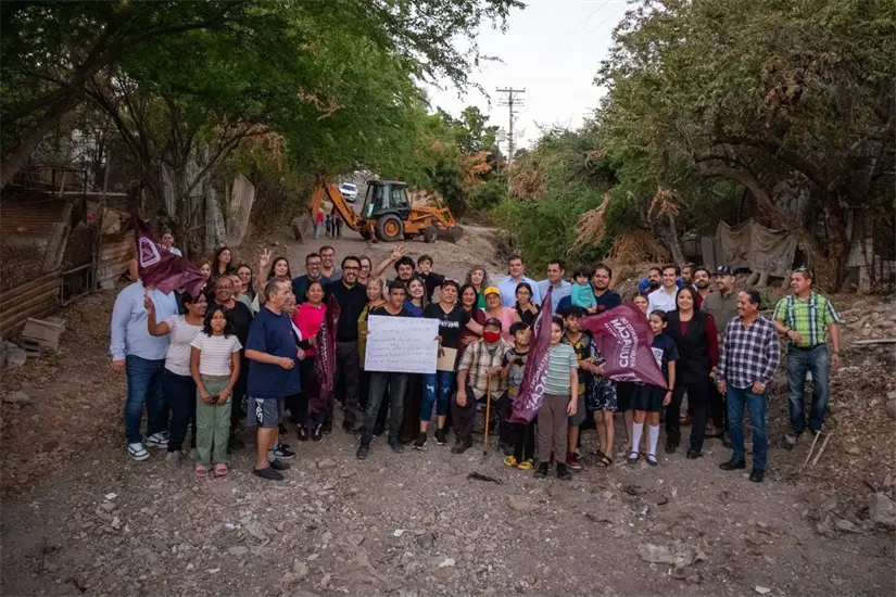 Más calles pavimentadas mejoran la vida de familias de la colonia Buenos Aires. Foto: Ayuntamiento de Culiacán