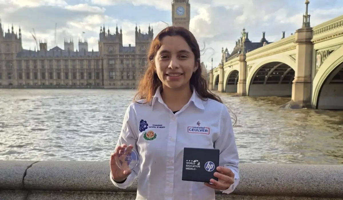 La joven recibió la medalla en Londres. Foto: Cortesía
