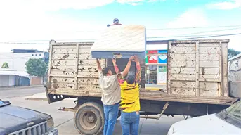 Por un Culiacán más limpio y saludable, vecinos de la Buenos Aires e Independencia participan en jornada de descacharrización