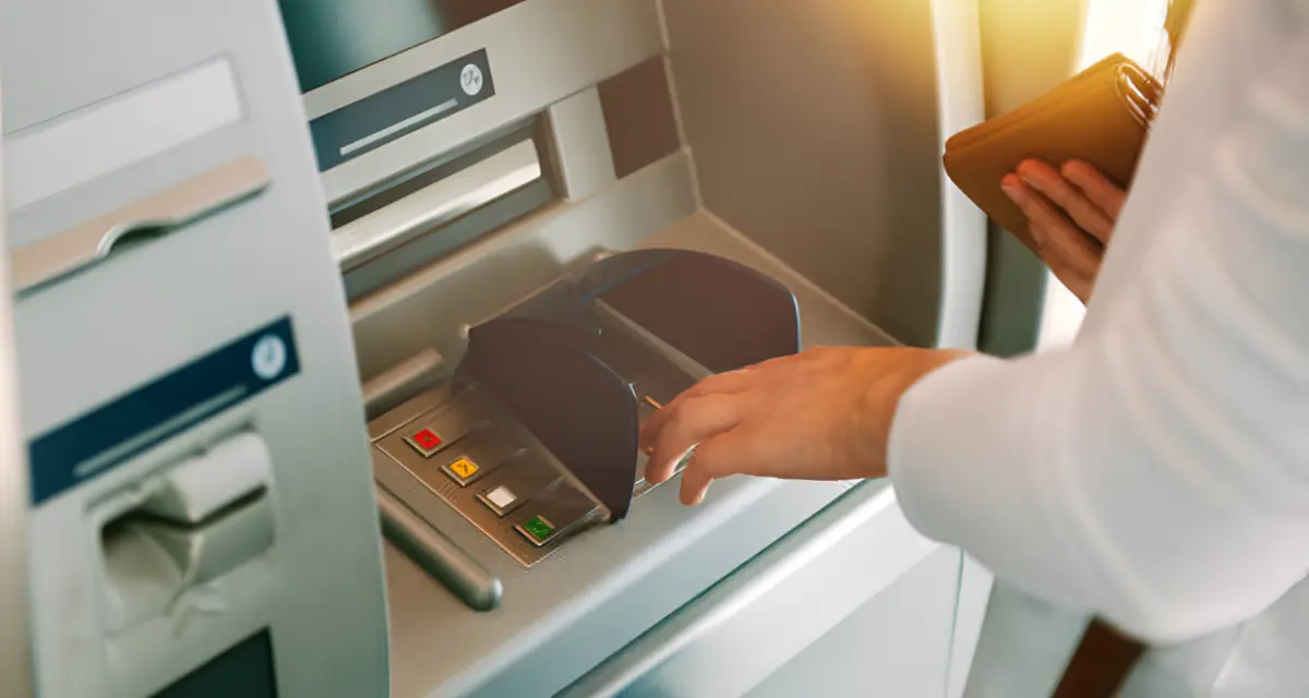 De está manera podrás recuperar tu tarjeta en caso de que el cajero se quede con ella. Foto: Cortesía.