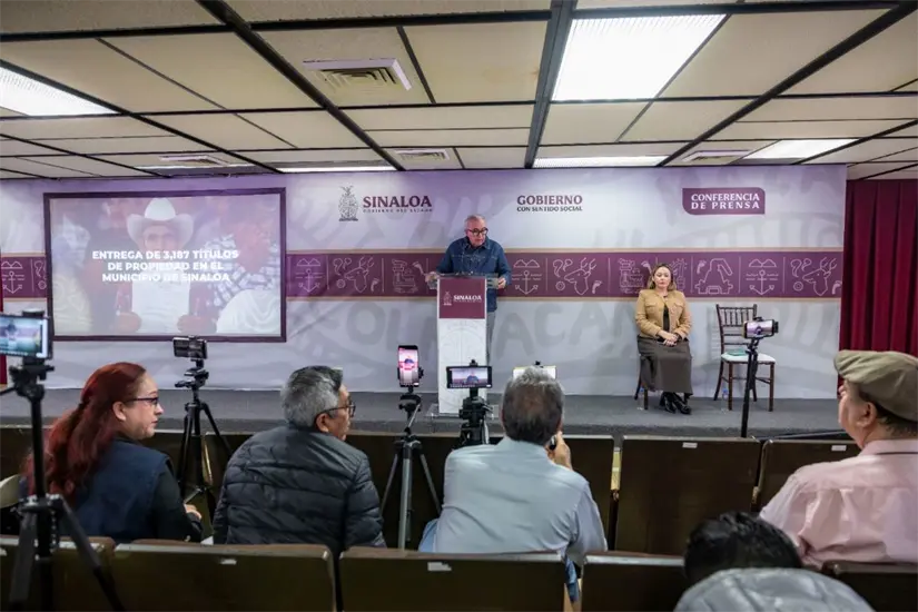 El gobernador Rubén Rocha Moya destacó que los beneficios de las lluvias superan las posibles afectaciones al campo sinaloense.