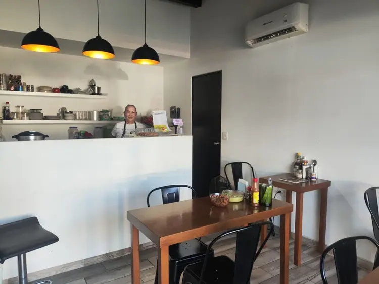 La Villa, el desayunador familiar que creció desde una cochera en Villa Universidad