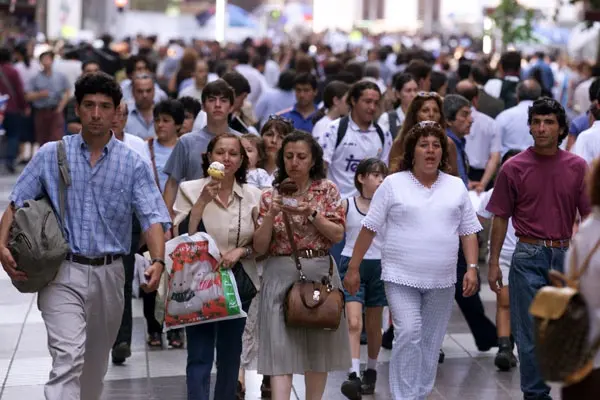 La clase media también abarca el nivel educativo, el tipo de empleo, el acceso a servicios de salud y más. Foto: Cortesía