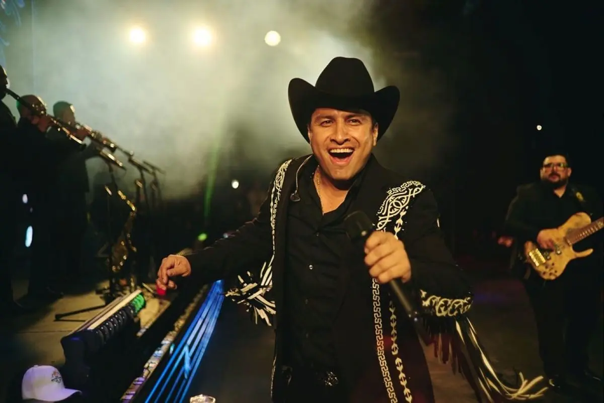 Julión Álvarez es actualmente de los cantantes más importantes de regional mexicano. Foto: Facebook