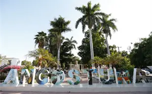 Angostura, Sinaloa: Destaca por su agricultura y exportaciones.
