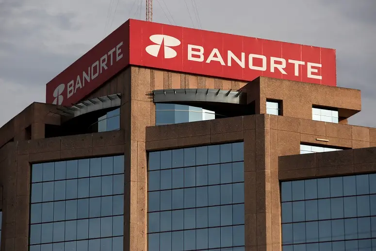 Durante la fusión de estos dos institutos bancarios, nació Grupo Financiero Banorte, la entidad más grande e influyente de México en la actualidad. Foto: Cortesía.