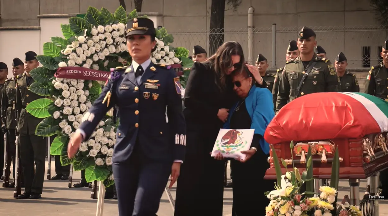 Los integrantes de las fuerzas armadas son un ejemplo de valentía y lealtad a México.