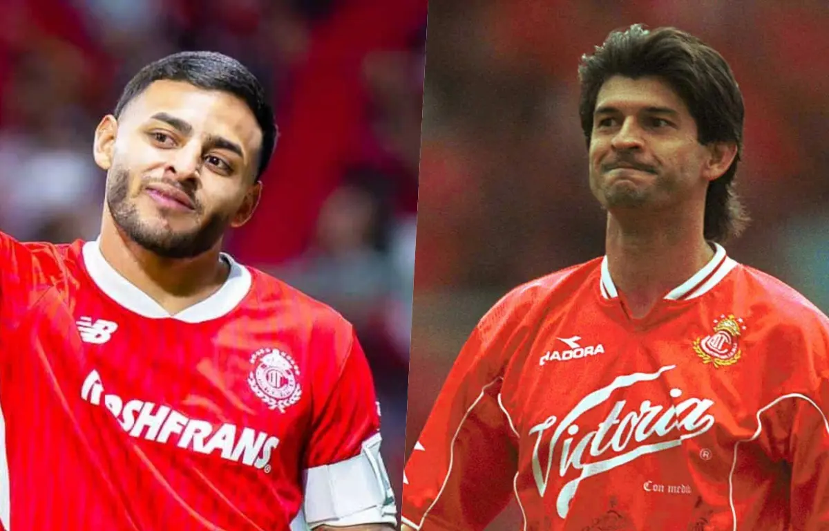 Alexis Vega (izquierda) y José Cardozo (derecha), dos ídolos del Toluca en sus tiempos.