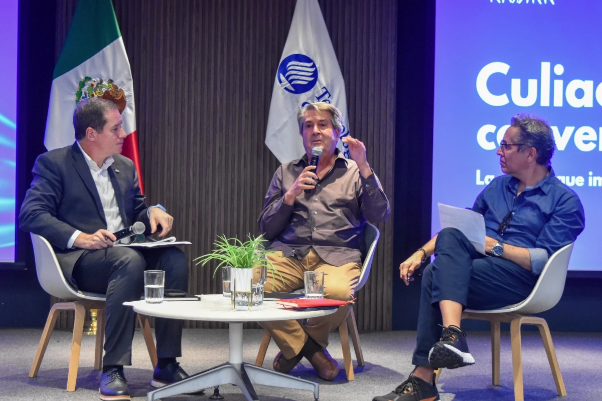 En el Tecnológico de Monterrey, Alberto Coppel y Luis Osuna impulsan una visión compartida para un Culiacán con paz, liderazgo juvenil y acciones concretas desde lo local. | Imágenes de Lino Ceballos