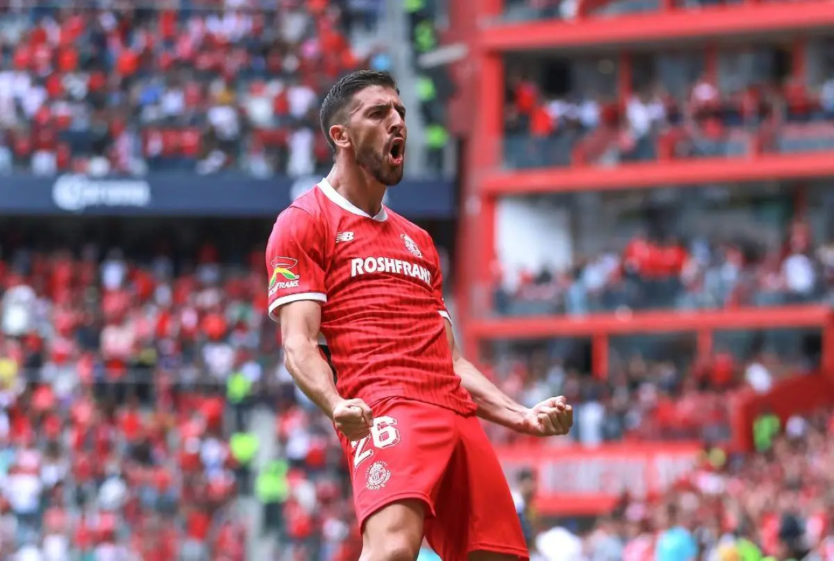 Sueldo de Paulinho en el Toluca. Foto: Cortesía