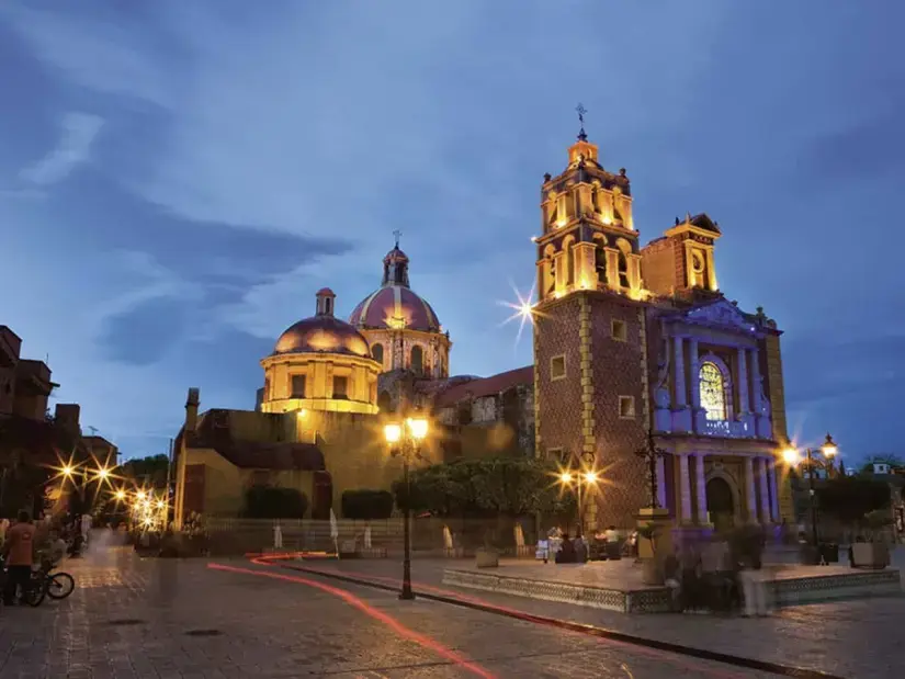 Las campanadas hacen homenaje a Cantinflas. Foto: Cortesía