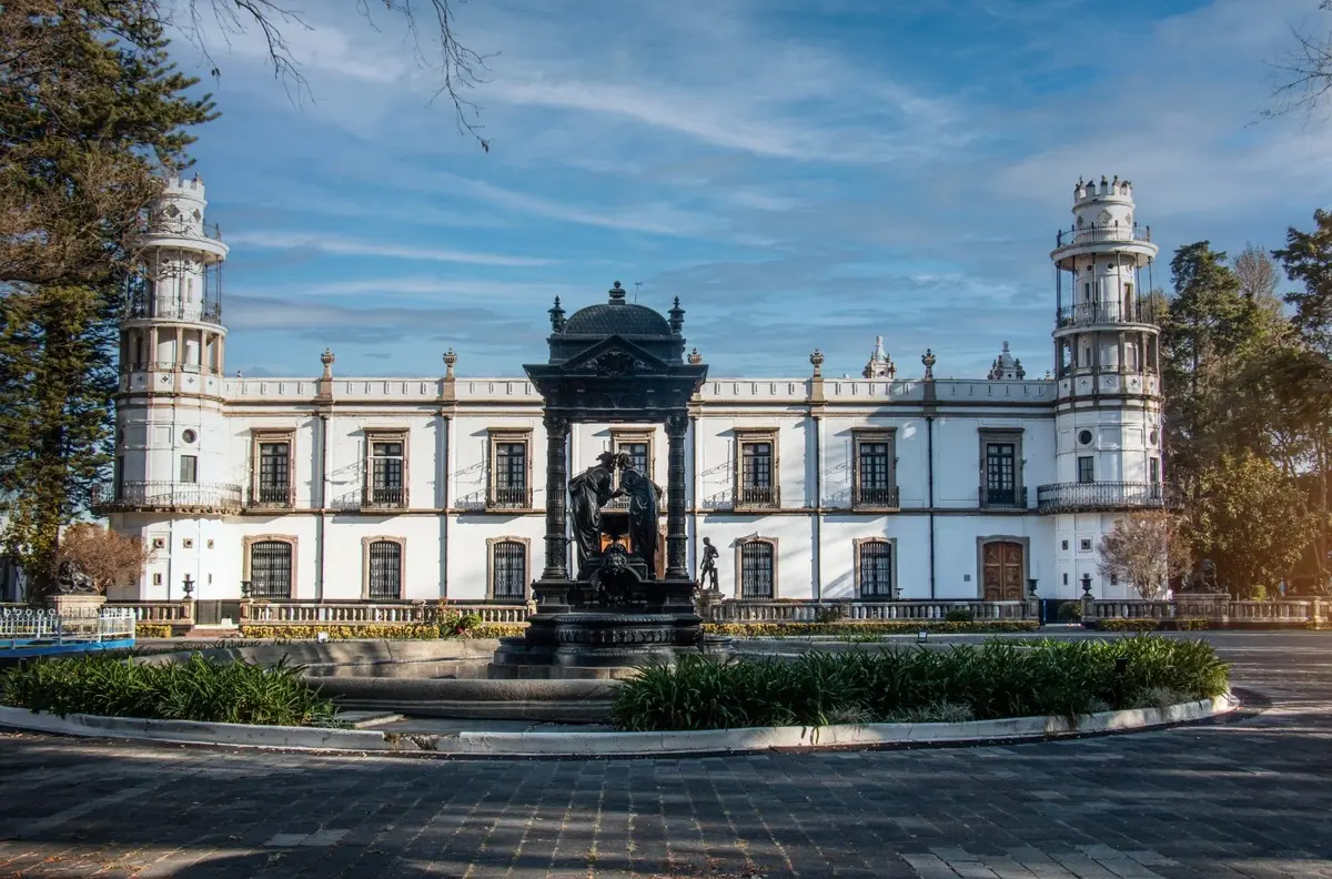Conoce los posibles salarios de los egresados. Foto: Cortesía