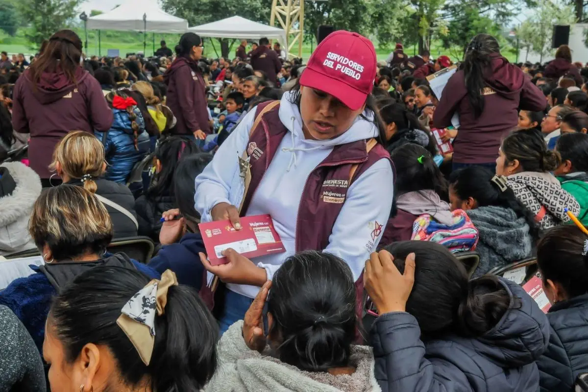 Mujeres con Bienestar en el Estado de México inicia actualización del padrón de beneficiarias. Foto: Cortesía
