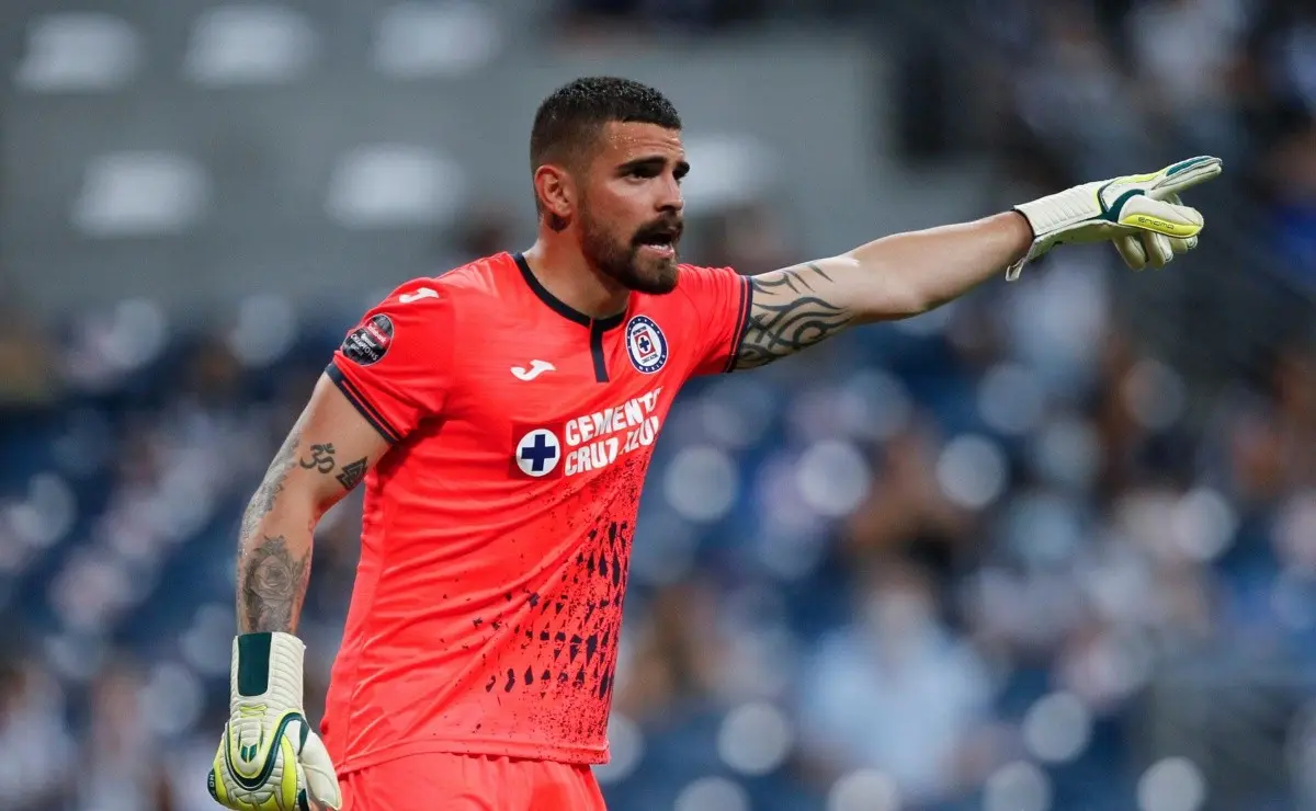 Andrés Gudiño y su sueldo en el Cruz Azul en la actualidad. Foto: Cortesía