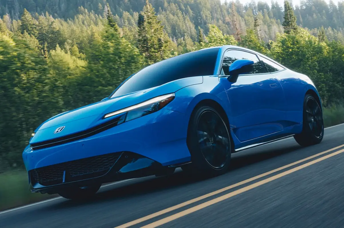 Los amantes de autos deportivos encontrarán varios detalles que hacen de este un sedán distinto. Foto: Honda