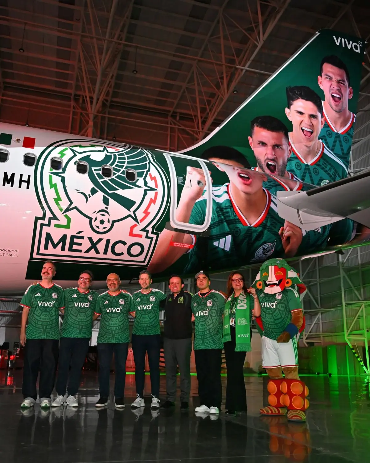 Avión de la Selección Mexicana rumbo al Mundial, diseñado por Viva Aerobus. Foto: Cortesía